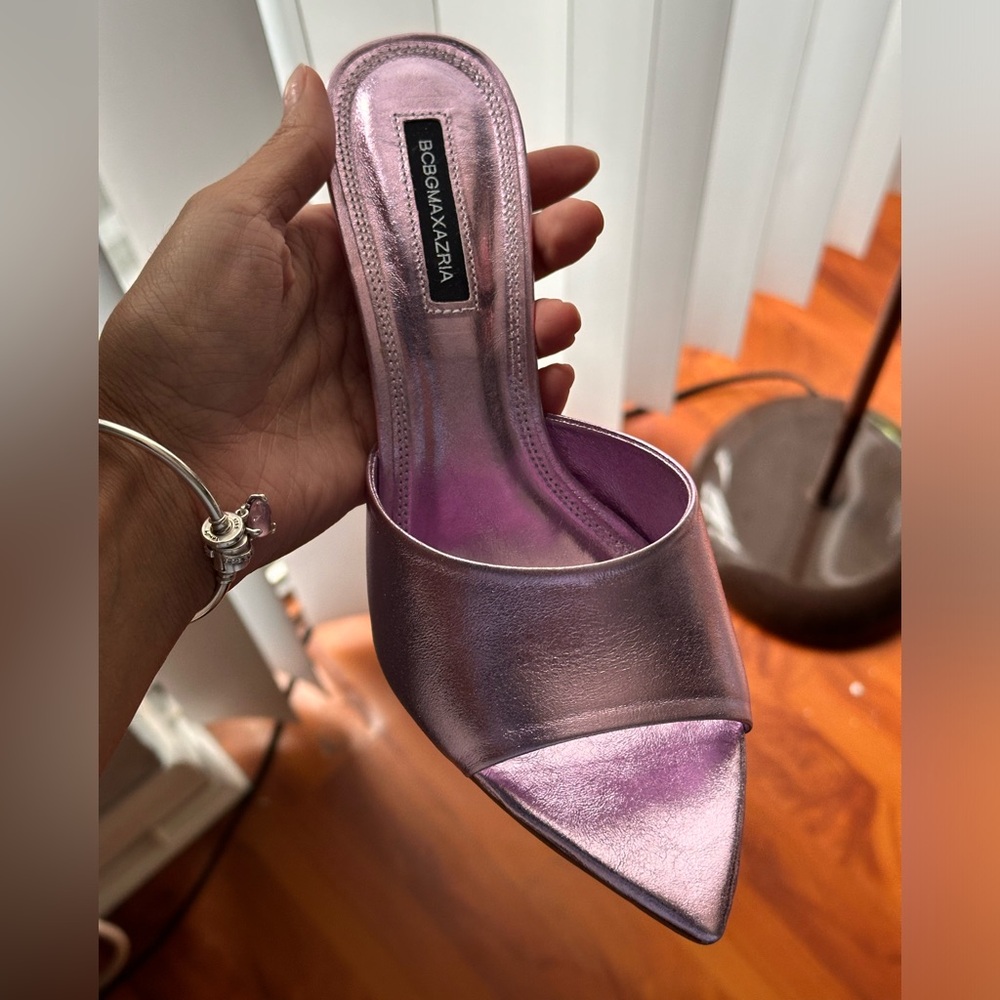 BCBGMaxazria Dana Sandal - Picture 5 of 9